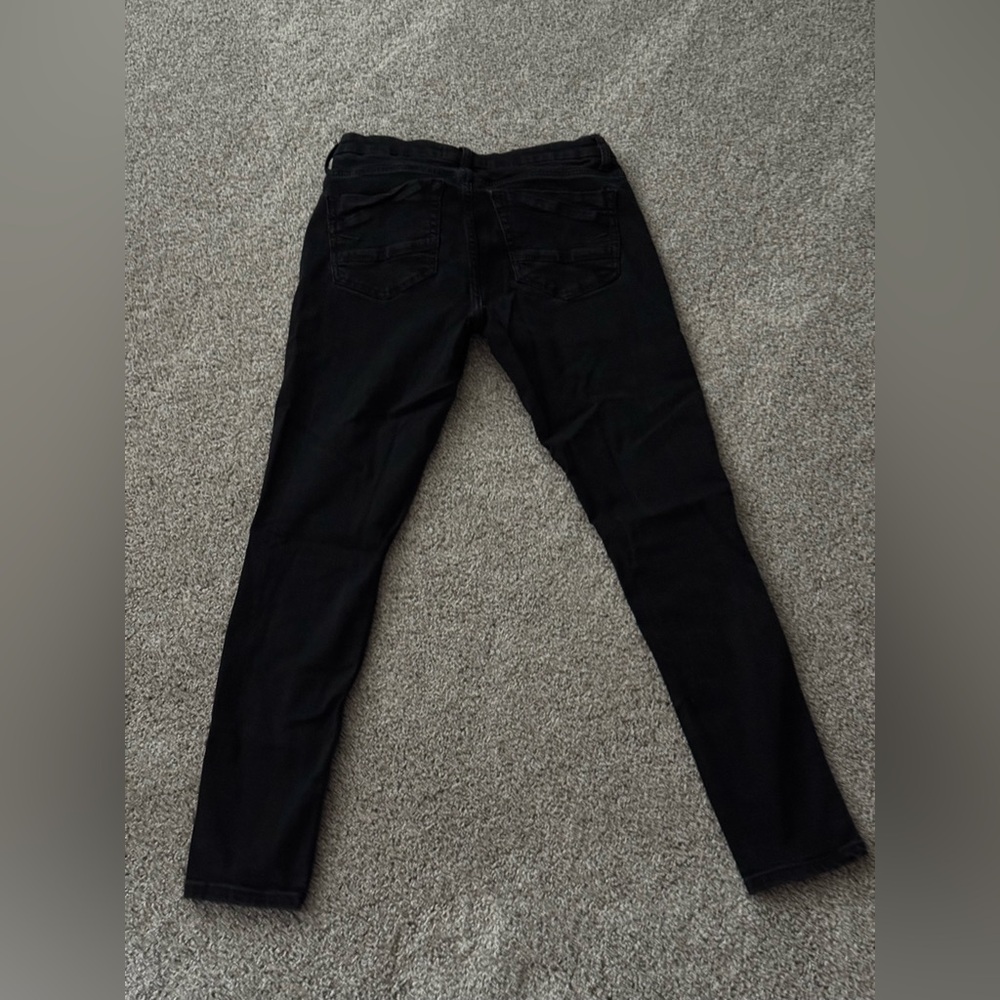 Women's Black buckle Jeans